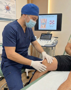 Patient receiving comprehensive knee evaluation for knee osteoarthritis showing areas of stem cell therapy dynamics